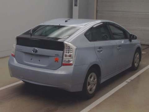 2009 Toyota Prius ZVW30[1]