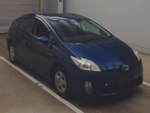 2010 Toyota Prius ZVW30[2]