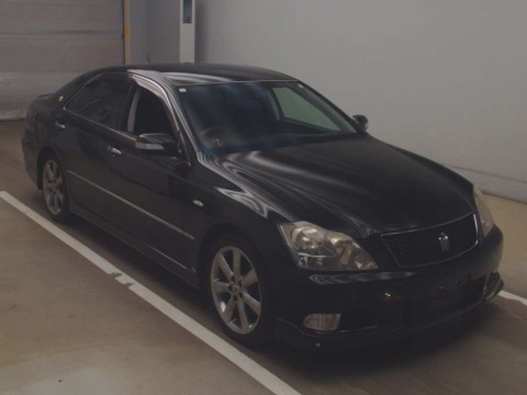 2007 Toyota Crown GRS180[2]