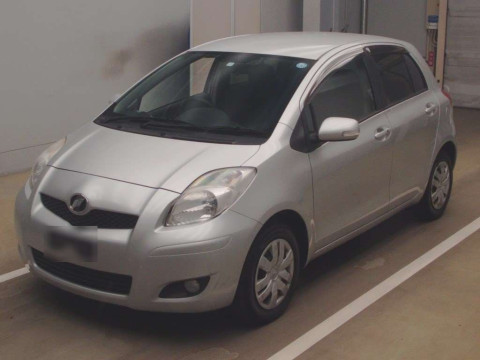 2009 Toyota Vitz SCP90[0]