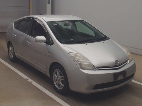 2009 Toyota Prius NHW20[2]