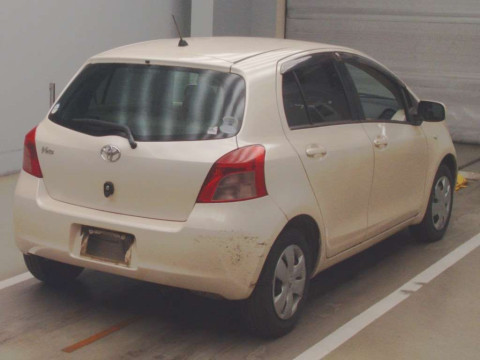 2006 Toyota Vitz SCP90[1]