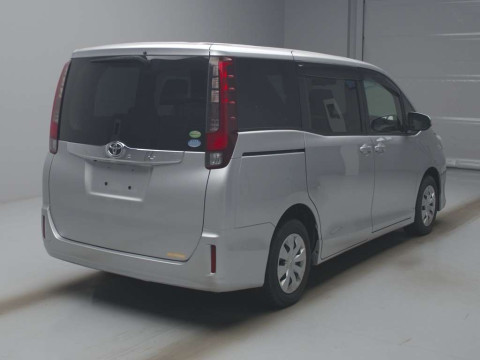 2014 Toyota Noah ZRR80G[1]