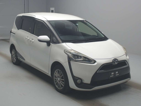 2015 Toyota Sienta NCP175G[2]