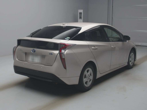 2018 Toyota Prius ZVW55[1]