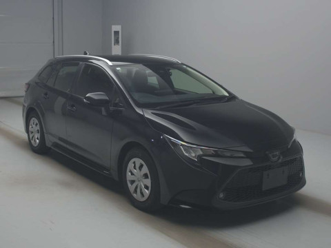 2020 Toyota Corolla Touring Wagon ZRE212W[2]