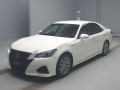 2017 Toyota Crown Hybrid