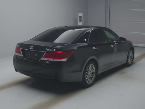 2015 Toyota Crown Hybrid AWS210[1]