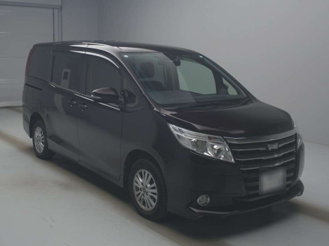 2015 Toyota Noah ZRR85G[2]