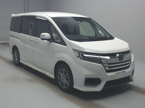 2018 Honda Step WGN Spada RP4[2]