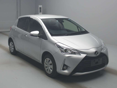 2019 Toyota Vitz KSP130[2]