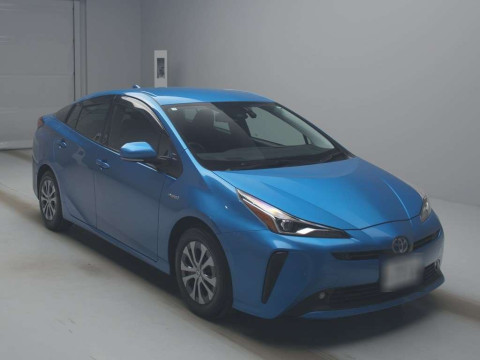 2019 Toyota Prius ZVW51[2]