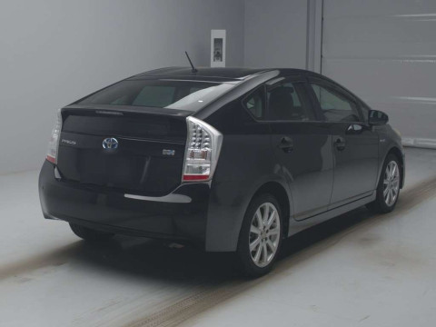 2010 Toyota Prius ZVW30[1]