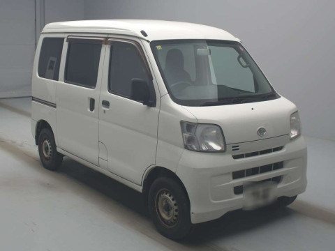 2015 Daihatsu Hijet Cargo S321V[2]