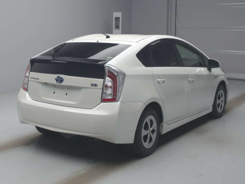 2014 Toyota Prius ZVW30[1]