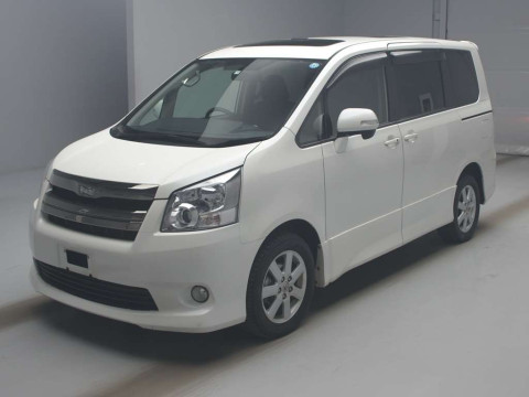 2007 Toyota Noah ZRR75W[0]