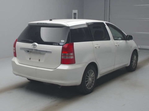 2005 Toyota Wish ZNE10G[1]