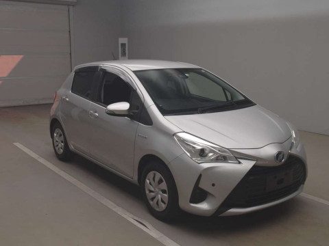 2020 Toyota Vitz NHP130[2]