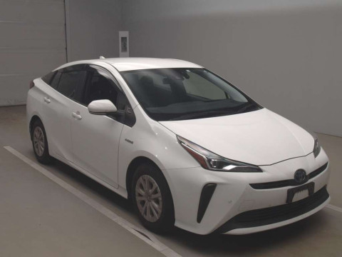 2020 Toyota Prius ZVW51[2]