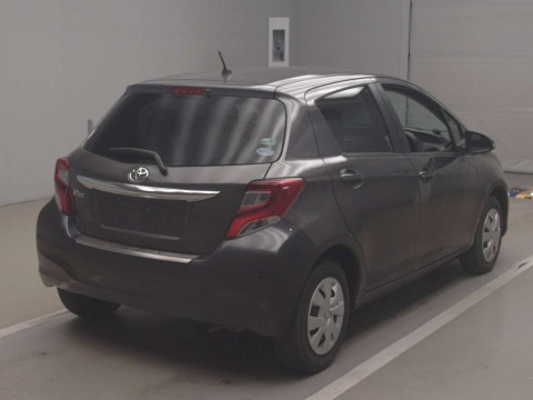 2015 Toyota Vitz KSP130[1]