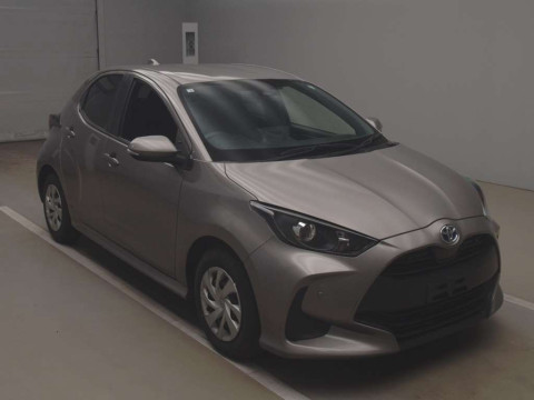 2021 Toyota YARIS MXPH10[2]