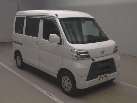 2021 Toyota Pixis Van S321M[2]