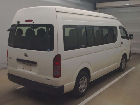 2013 Toyota Hiace Commuter TRH223B[1]