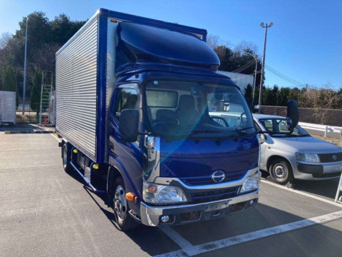 2016 Hino DUTRO XZU655M[2]