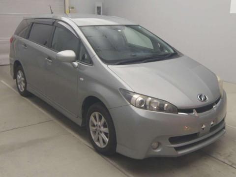 2010 Toyota Wish ZGE25W[2]