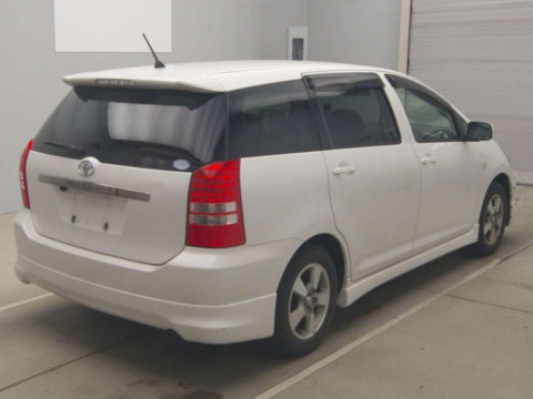 2004 Toyota Wish ZNE10G[1]