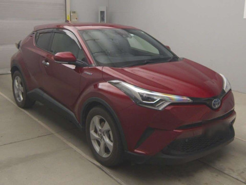 2018 Toyota C-HR ZYX10[2]