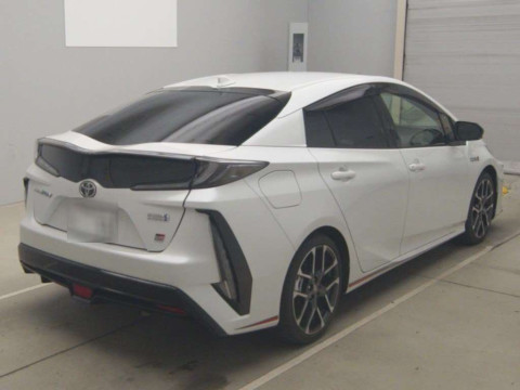 2022 Toyota Prius PHV ZVW52[1]