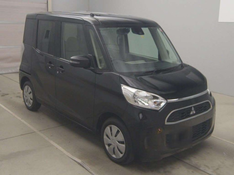 2018 Mitsubishi eK Space B11A[2]