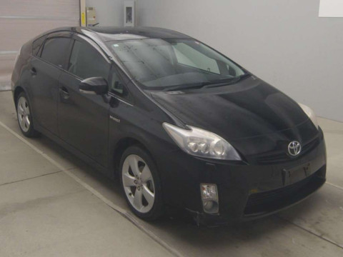 2010 Toyota Prius ZVW30[2]