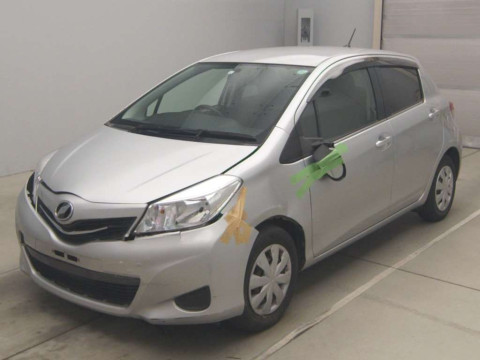 2011 Toyota Vitz KSP130[0]