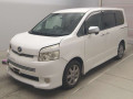 2010 Toyota Voxy