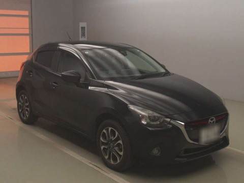 2015 Mazda Demio DJ5AS[2]