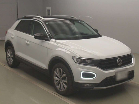 2021 Volkswagen T-Roc A1DFF[2]