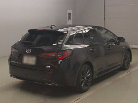 2020 Toyota Corolla Touring Wagon ZWE211W[1]