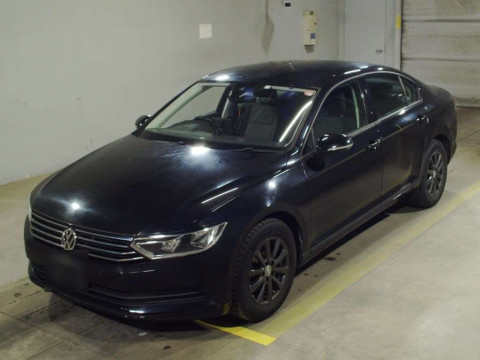 2016 Volkswagen Passat 3CCZE[0]