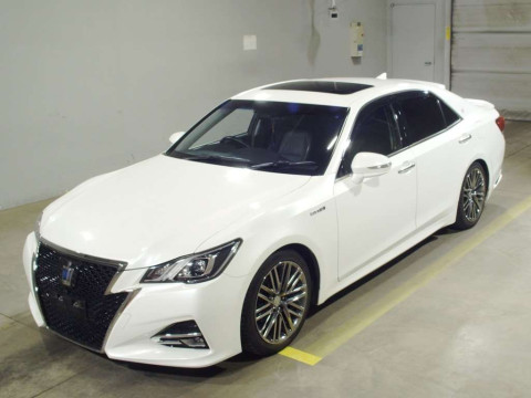 2015 Toyota Crown Hybrid AWS211[0]