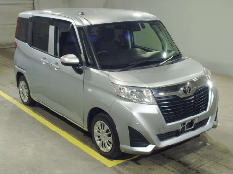 2019 Toyota Roomy M910A[2]