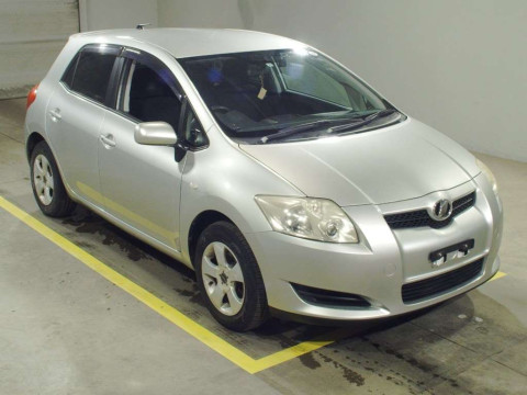 2007 Toyota Auris NZE154H[2]