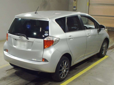 2010 Toyota Ractis NCP125[1]