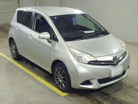 2010 Toyota Ractis NCP125[2]