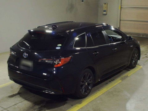 2020 Toyota Corolla Touring Wagon ZWE214W[1]