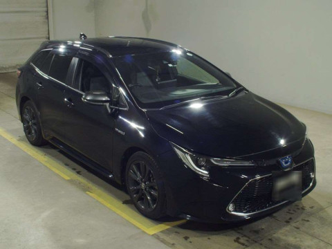 2020 Toyota Corolla Touring Wagon ZWE214W[2]