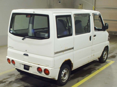 2006 Mitsubishi Minicab Van U62V[1]