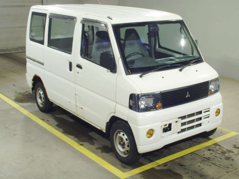 2006 Mitsubishi Minicab Van U62V[2]