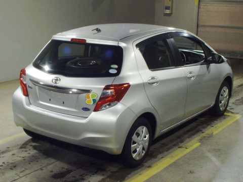 2016 Toyota Vitz KSP130[1]